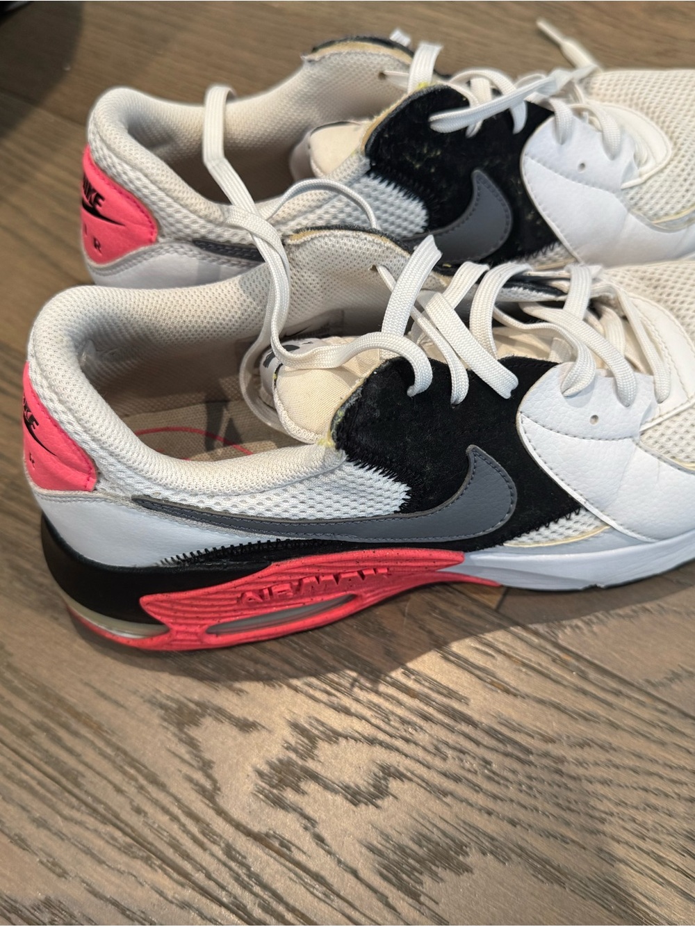Nike White Black Gray Pink Air Max Style Sneakers